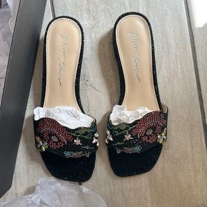 Gorgeous Betsey Johnson shoes brand new with box and tags!